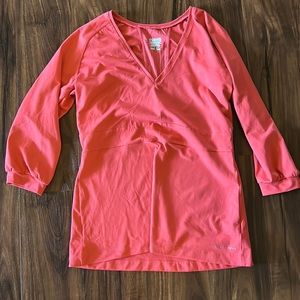 3/4 sleeve V neck stretch blouse